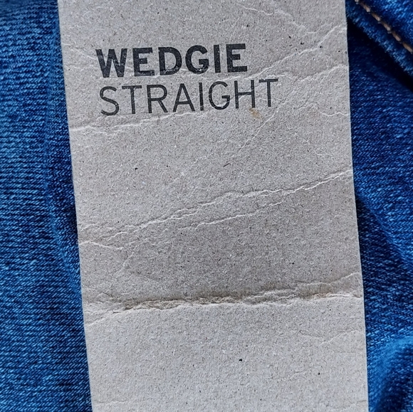 LEVI’S Wedgie Straight Denim Jeans 27 Button Fly Medium Wash High Rise - Picture 9 of 14